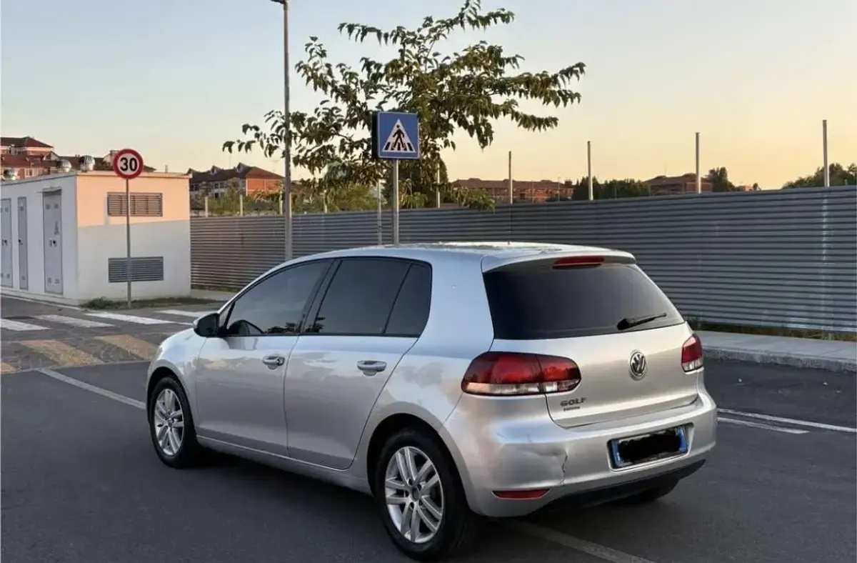Usata VW Golf VII Comfortline 102 CV (75 kW) 2012 Berlina