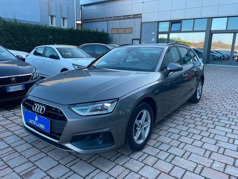 Grigio Usata 2022 Audi A4 Business Station wagon | 17.900 € (Super prezzo) - Immagine 1/4