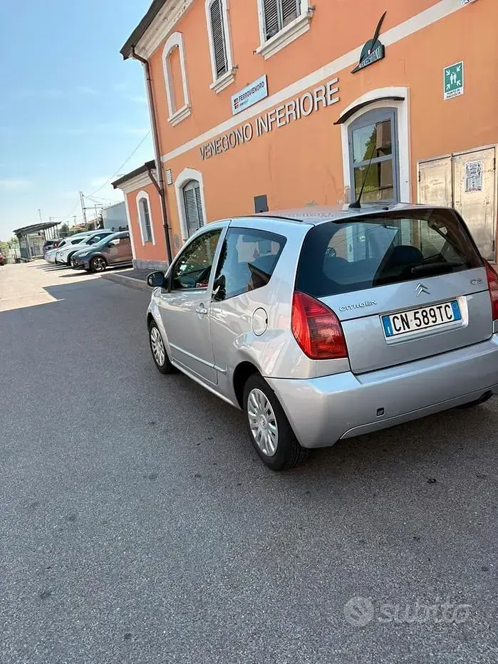 Usata Citroën C2 60 CV (44 kW) 2004 Grigio Utilitaria