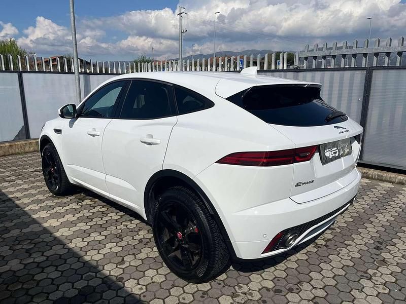 Usata Jaguar E-Pace R-Dynamic 150 CV (110 kW) 2020 Bianco pastello SUV