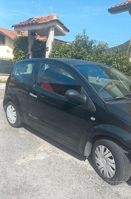 Usata Citroën C2 Elegance 70 CV (51 kW) 2007 Nero Utilitaria