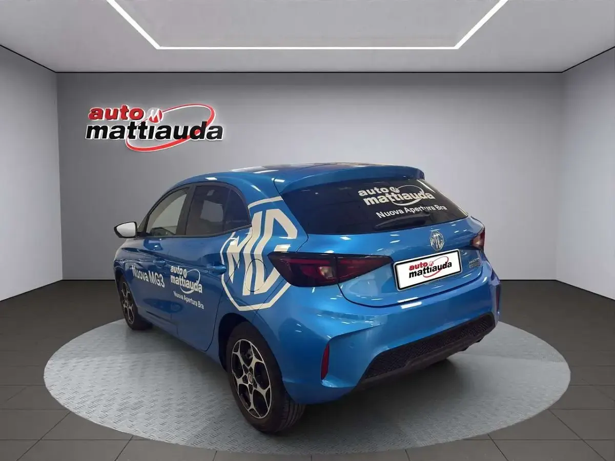 Usado MG MG3 Luxury 195 CV (143 kW) 2025 Azul Utilitario