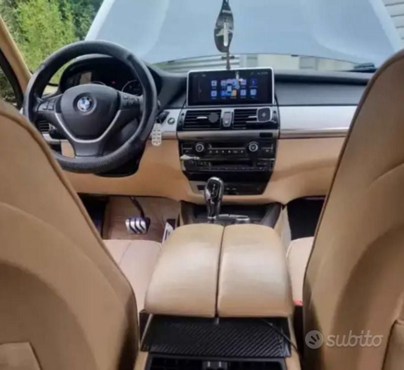 Usata BMW X5 245 CV (180 kW) 2011 Grigio SUV