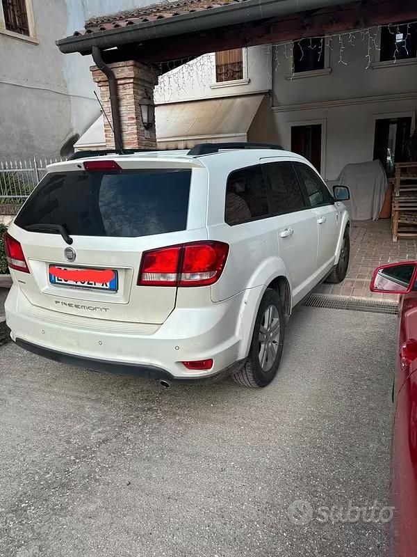 Usata Fiat Freemont 2013 Bianco SUV