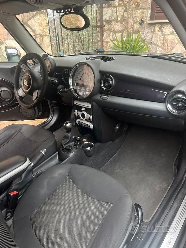 Usata Mini Cooper 109 CV (80 kW) 2009 Utilitaria
