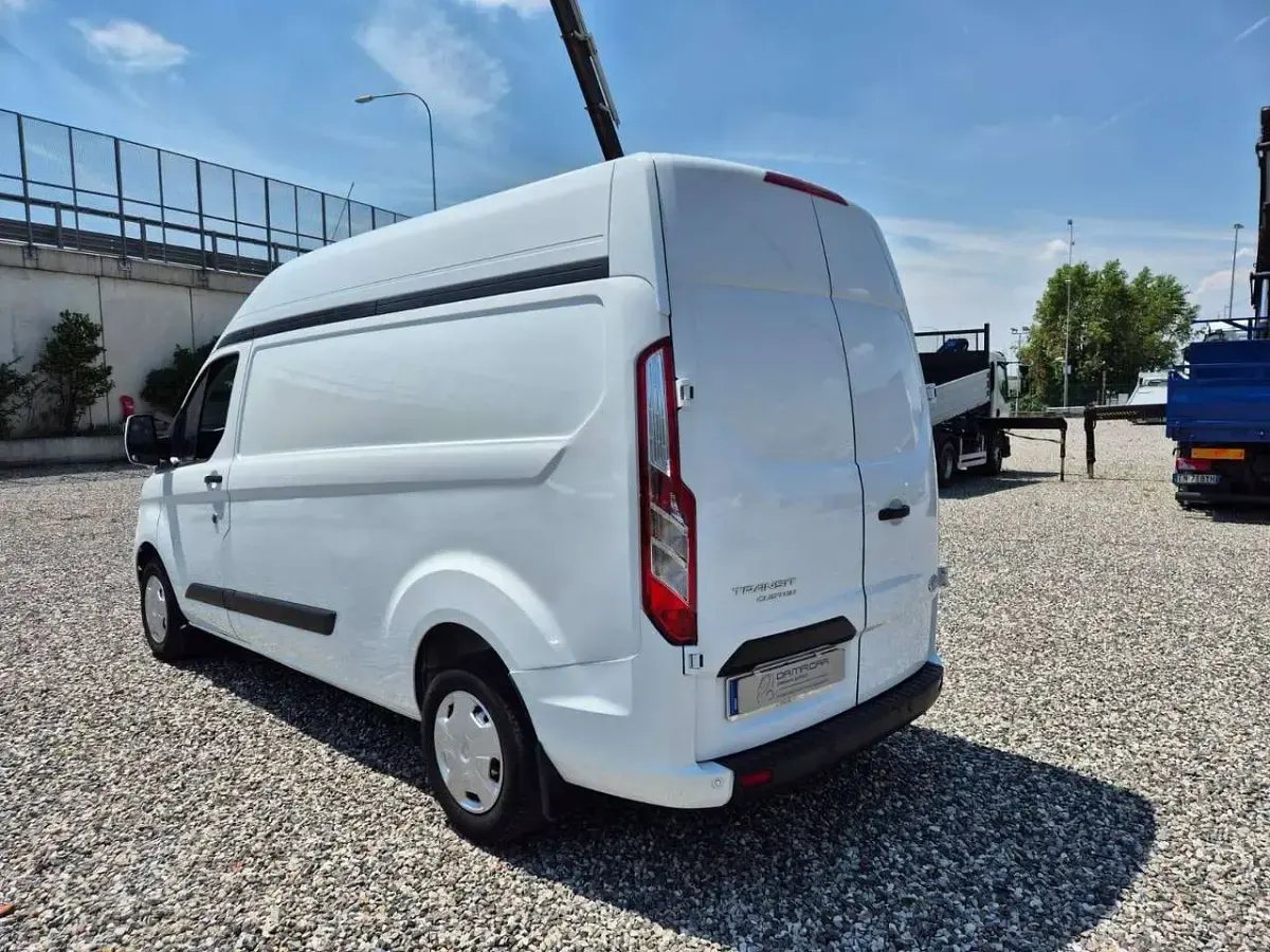 Usata Ford Transit Custom 131 CV (96 kW) 2022 Bianco Furgone
