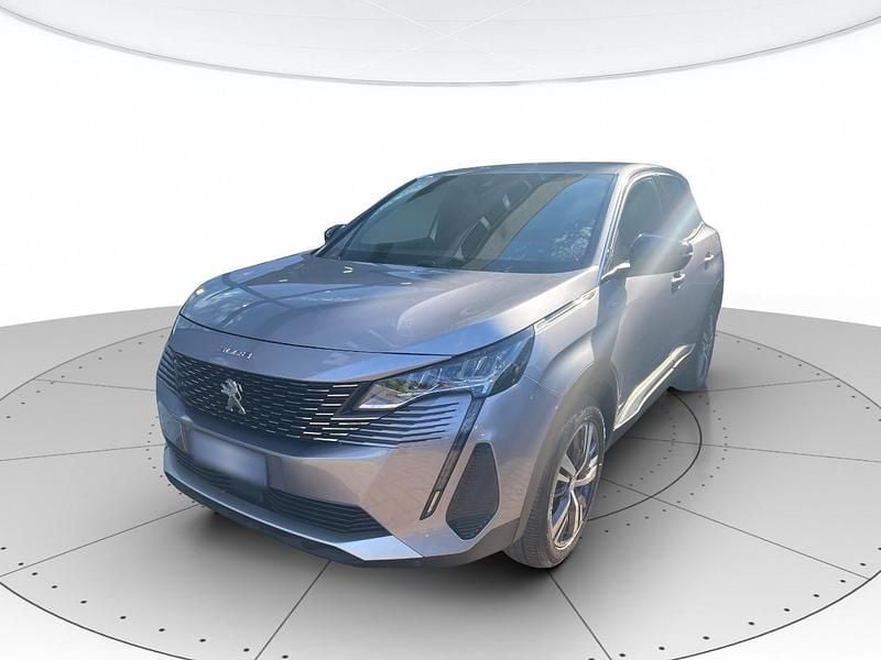 Grigio Usata 2023 Peugeot 3008 Allure SUV | 22.800 € (Buon prezzo) - Immagine 1/3