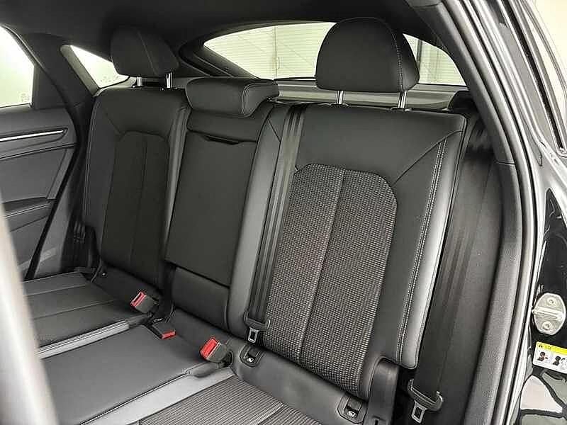 Usata Audi Q3 Sportback S-Line 150 CV (110 kW) 2025 Nero SUV