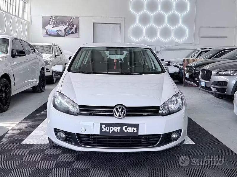 Usata VW Golf VI Highline 122 CV (89 kW) 2011 Bianco Utilitaria