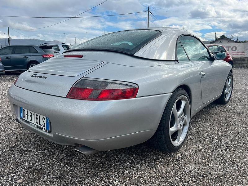 Usata Porsche 911 Carrera Cabriolet 300 CV (220 kW) 2000 Cabrio