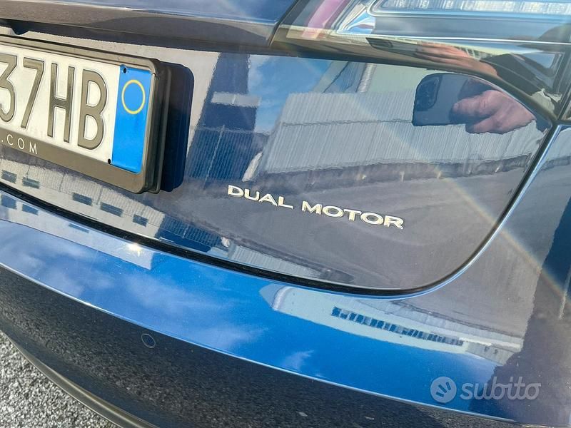 Usata Tesla Model 3 Long Range AWD 366 kW (498 CV) 2021 Blu Berlina