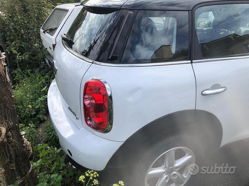 Usado Mini Countryman 122 CV (89 kW) 2011 Blanco SUV