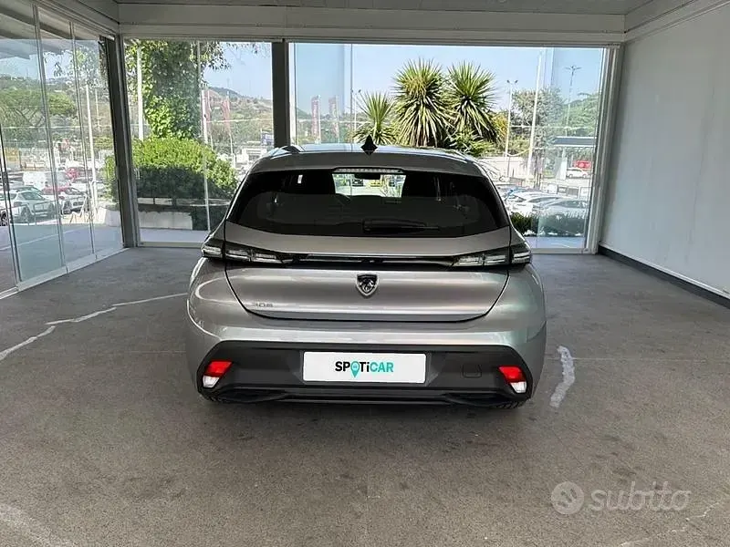 Usata Peugeot 308 Active 131 CV (96 kW) 2022 Grigio Berlina