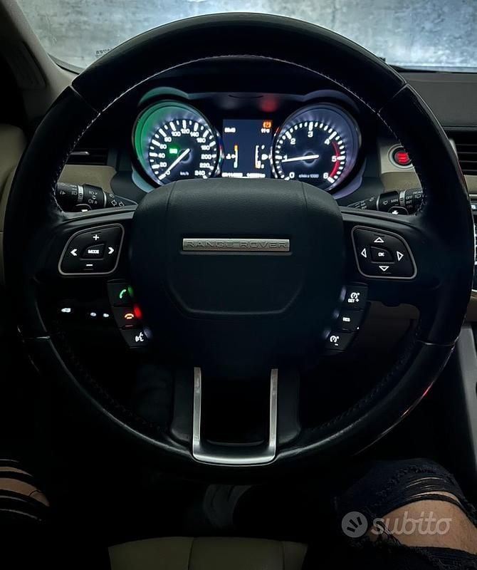 Usata Land Rover Range Rover evoque 190 CV (139 kW) 2015 Station wagon