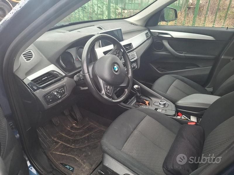 Käytetty BMW X1 143 HP (105 kW) 2021 Sininen Katumaasturi