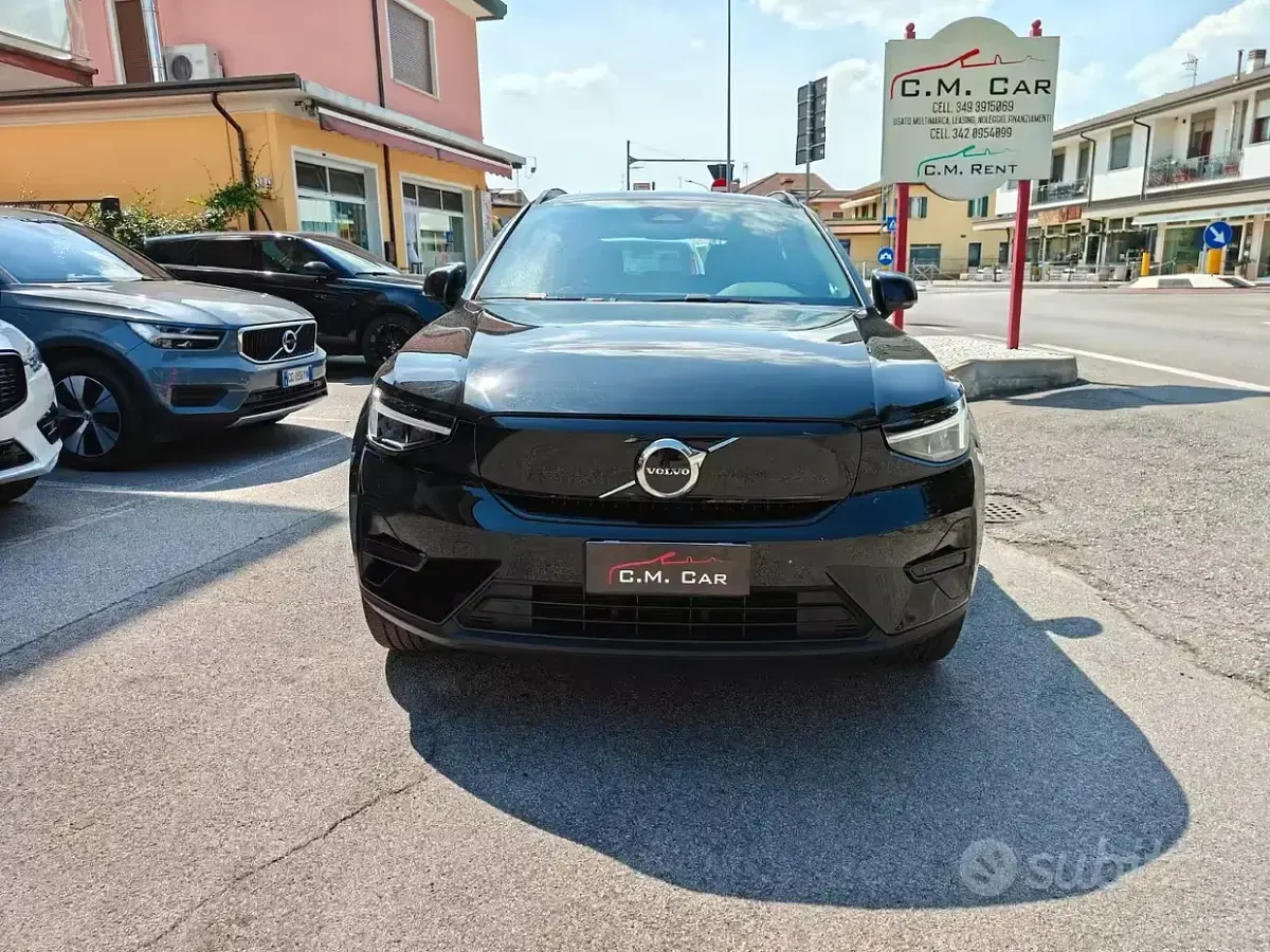 Usata Volvo XC40 Core 80 kW (109 CV) 2023 Nero SUV