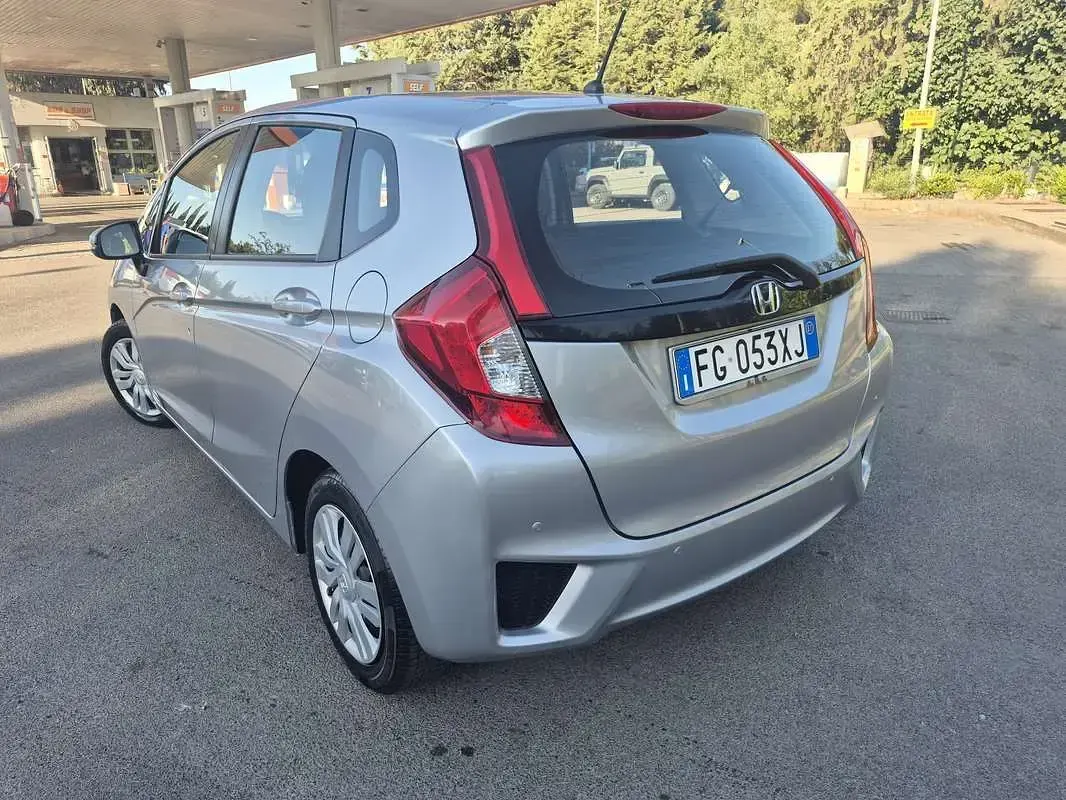 Usata Honda Jazz 102 CV (75 kW) 2017 Utilitaria