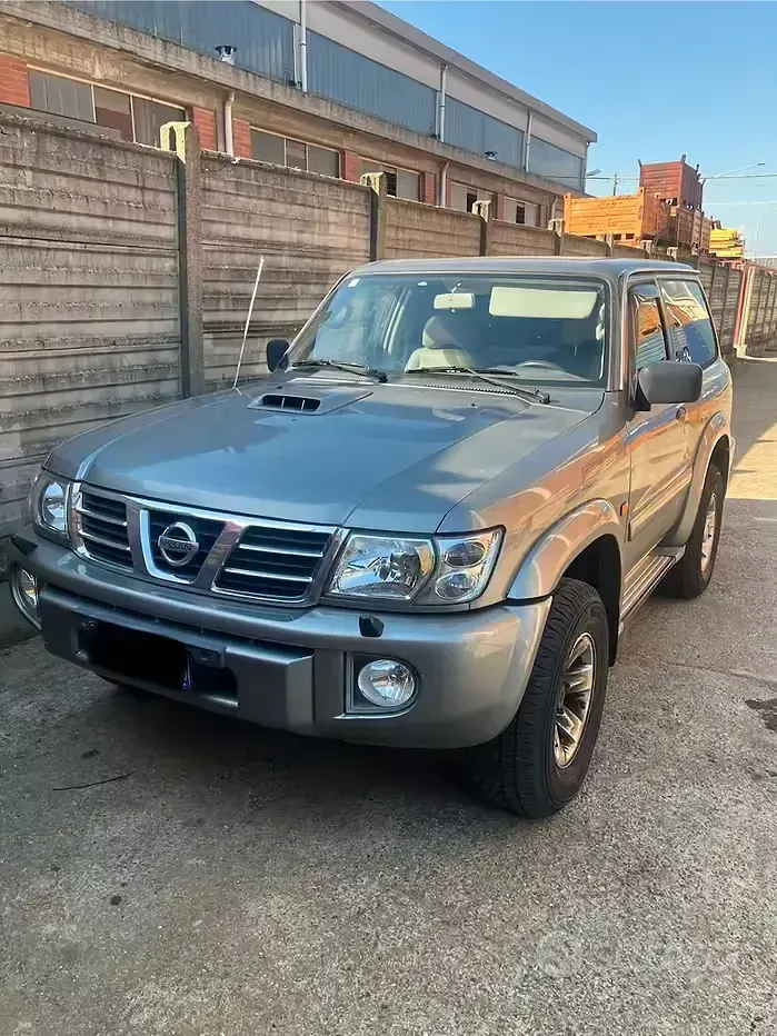 Usata Nissan Patrol 158 CV (116 kW) 2003 SUV