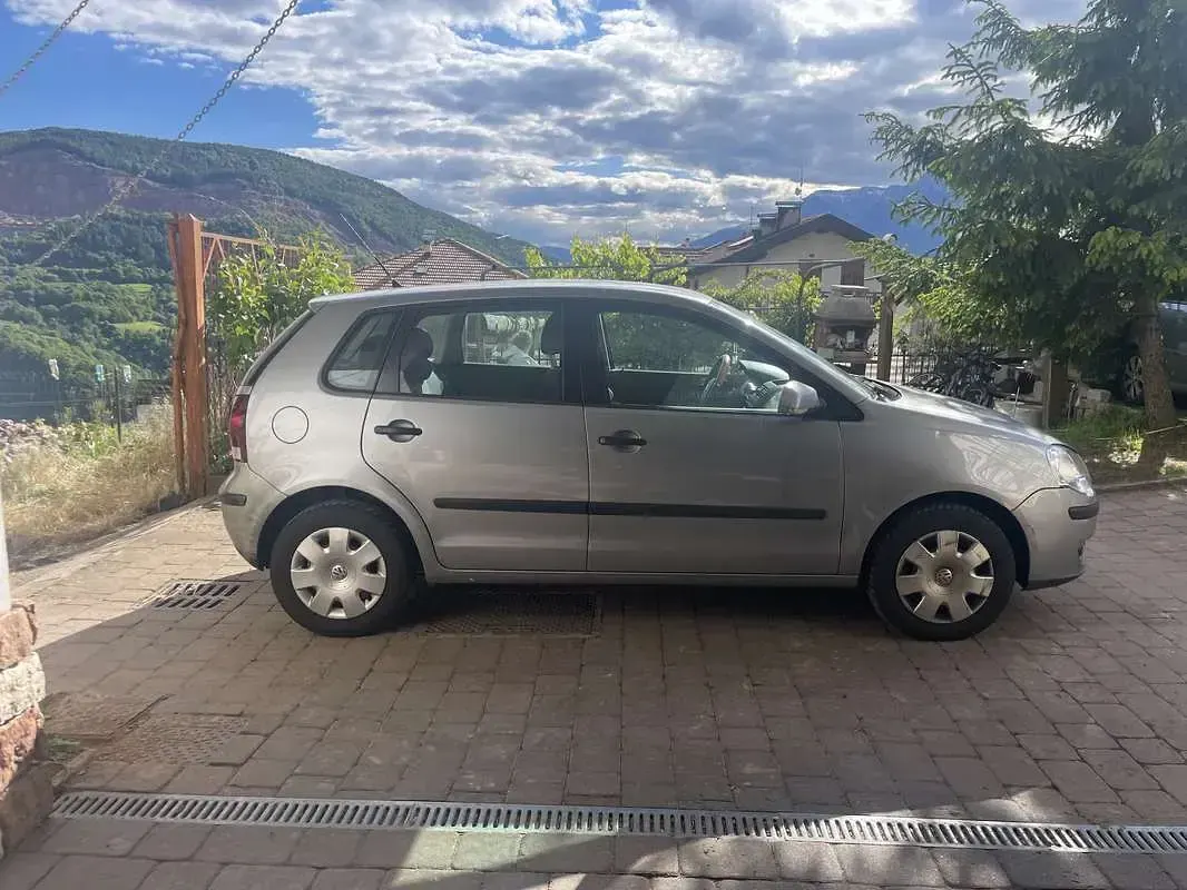 Usata VW Polo Trendline 64 CV (47 kW) 2006 Utilitaria