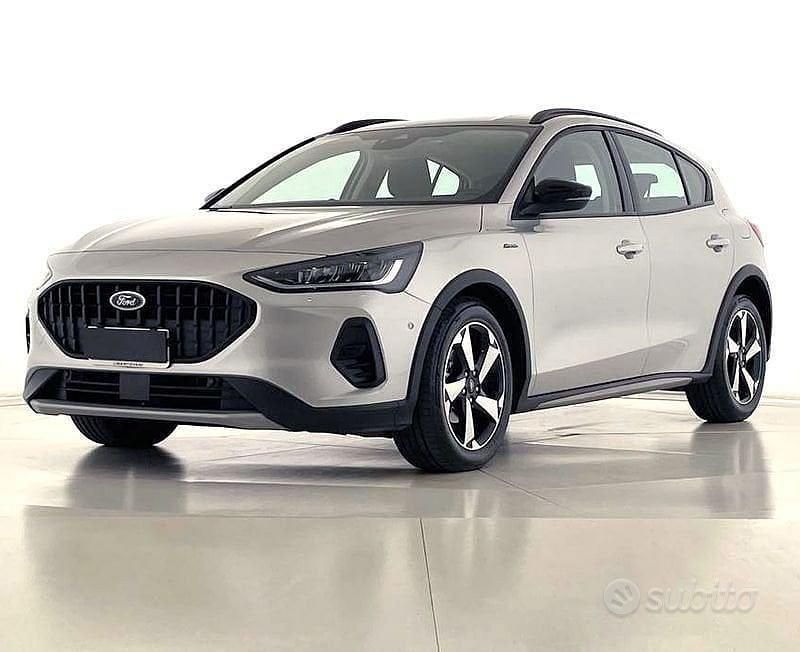 Usata Ford Focus Active 116 CV (85 kW) 2023 Grigio Berlina