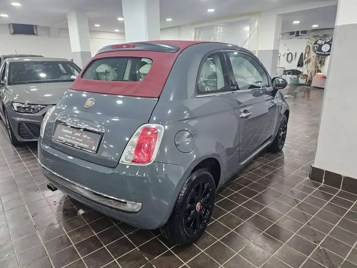 Usata Fiat 500C Lounge 95 CV (69 kW) 2011 Grigio moda metallizzato Cabrio