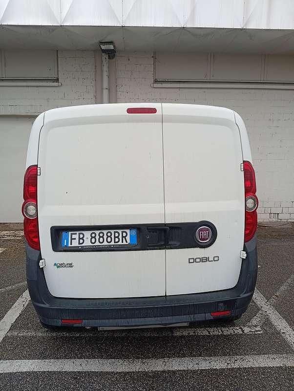 Usata Fiat Doblò Easy 120 CV (88 kW) 2015 Monovolume