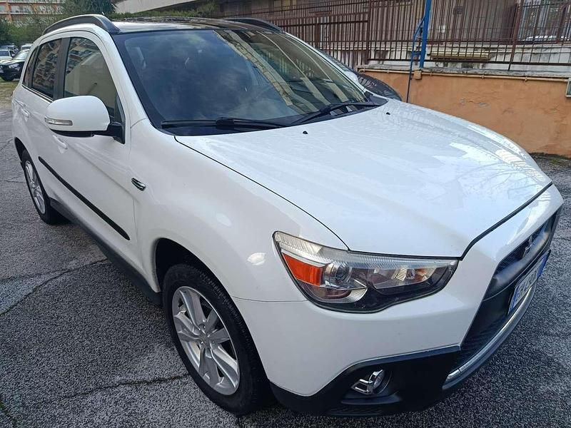 Begagnad Mitsubishi ASX Intense 150 HK (110 kW) 2011 Vit SUV