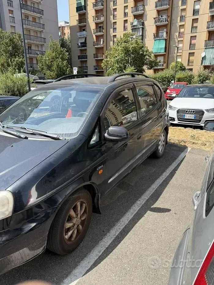 Usata Chevrolet Tacuma 121 CV (88 kW) 2003 Nero Monovolume