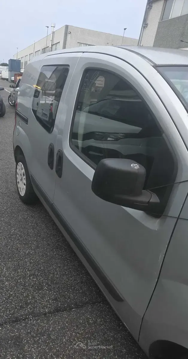 Usata Fiat Fiorino 75 CV (55 kW) 2011 Gray Monovolume