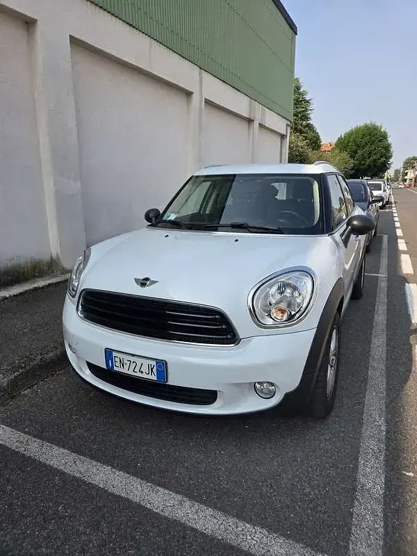 Usata Mini Countryman 90 CV (66 kW) 2013 Bianco SUV