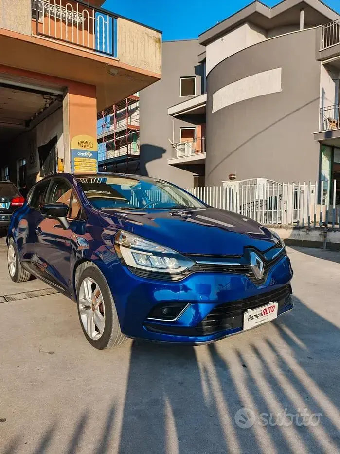 Usata Renault Clio IV Zen 90 CV (66 kW) 2019 Blu/azzurro Berlina