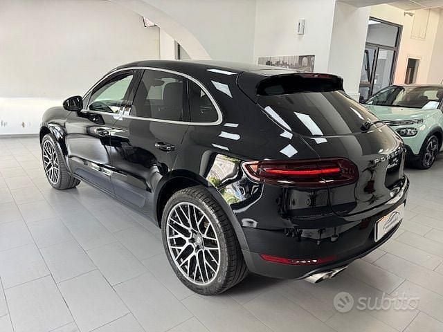 Usata Porsche Macan 250 CV (183 kW) 2018 Nero SUV