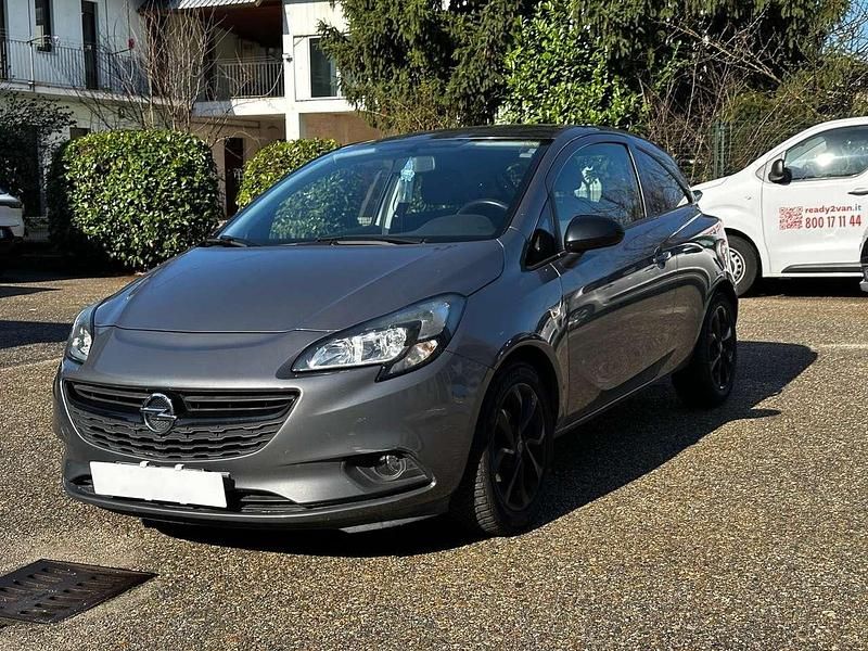 Usata Opel Corsa 90 CV (66 kW) 2016 Grigio Utilitaria
