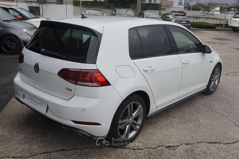 Usata VW Golf VII Sport 116 CV (85 kW) 2017 Bianco Berlina