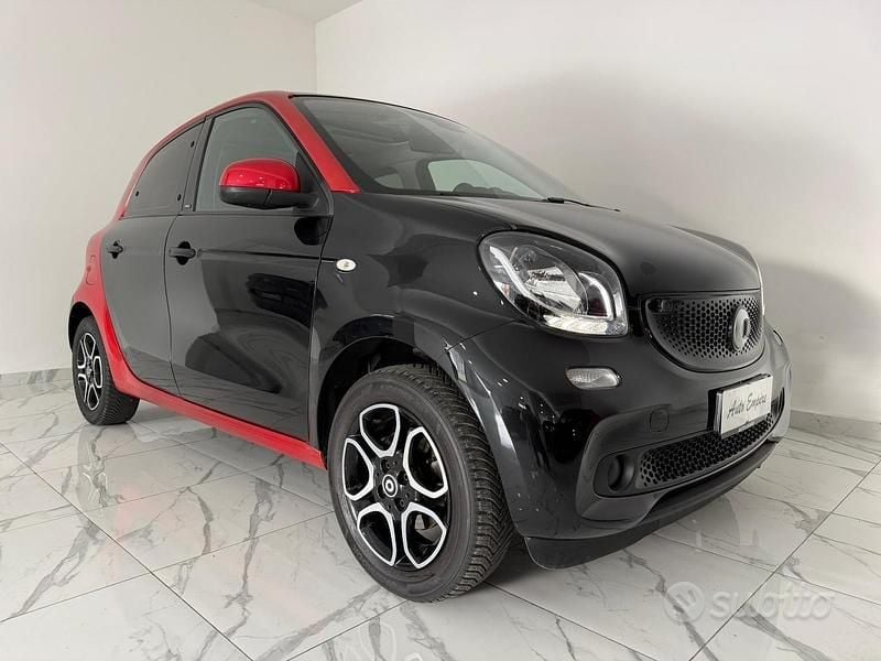 Usata Smart ForFour Passion 71 CV (52 kW) 2016 Nero Utilitaria