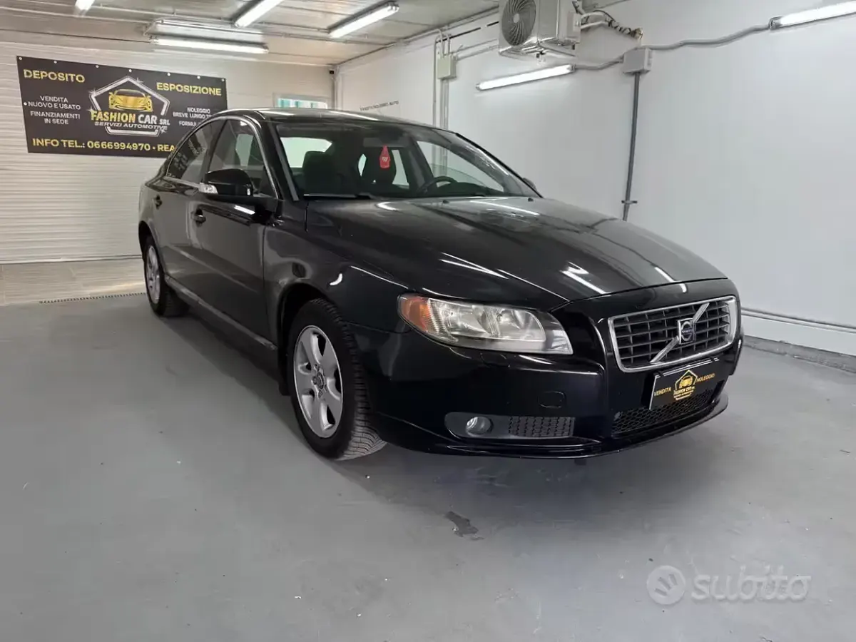 Usata Volvo S80 Momentum 175 CV (128 kW) 2009 Nero Berlina
