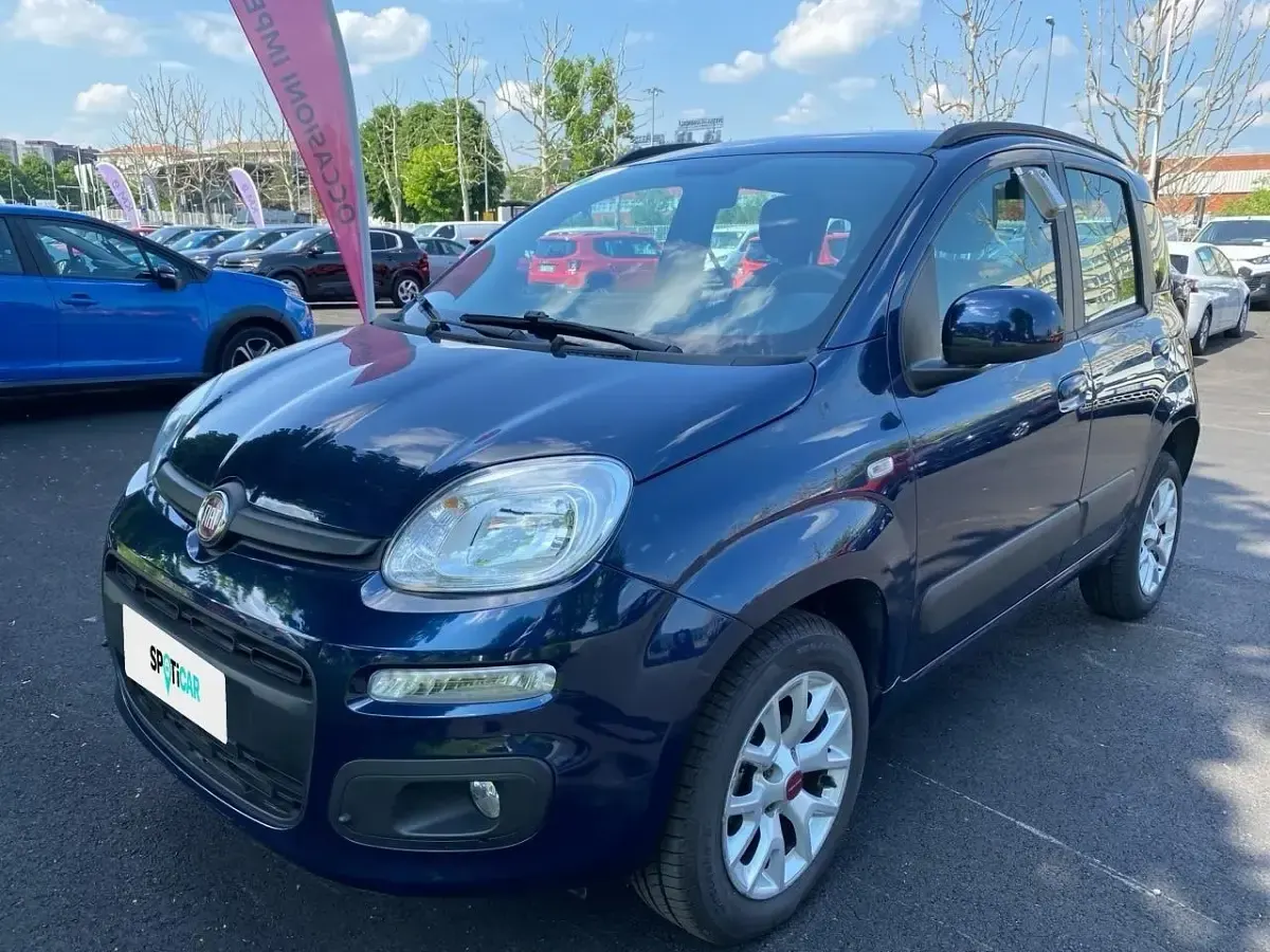 Occasion Fiat Panda Lounge 80 ch (58 kW) 2018 Bleue Citadine