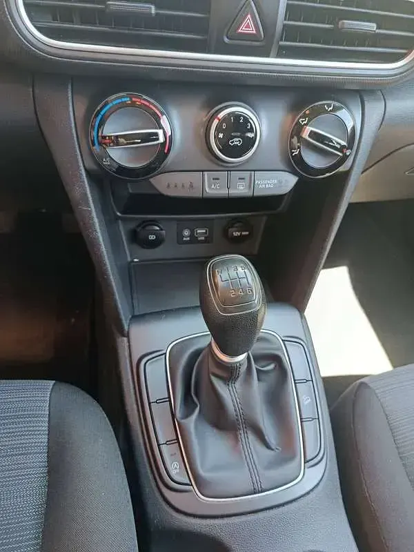 Usata Hyundai Kona Classic 116 CV (85 kW) 2019 Bianco SUV