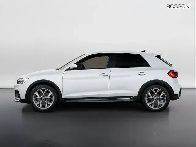 Usata Audi A1 Business 116 CV (85 kW) 2026 Bianco ghiaccio metallizzato SUV