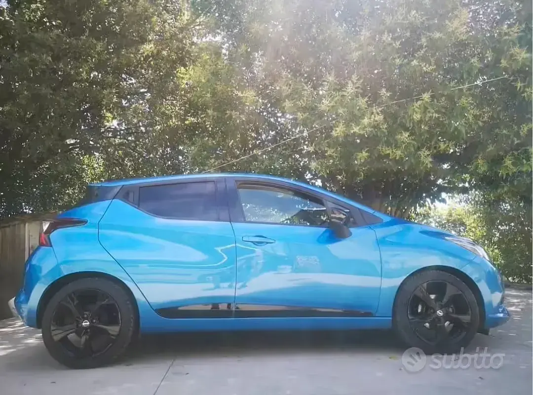 Usata Nissan Micra Tekna 90 CV (66 kW) 2017 Bluazzurro Utilitaria