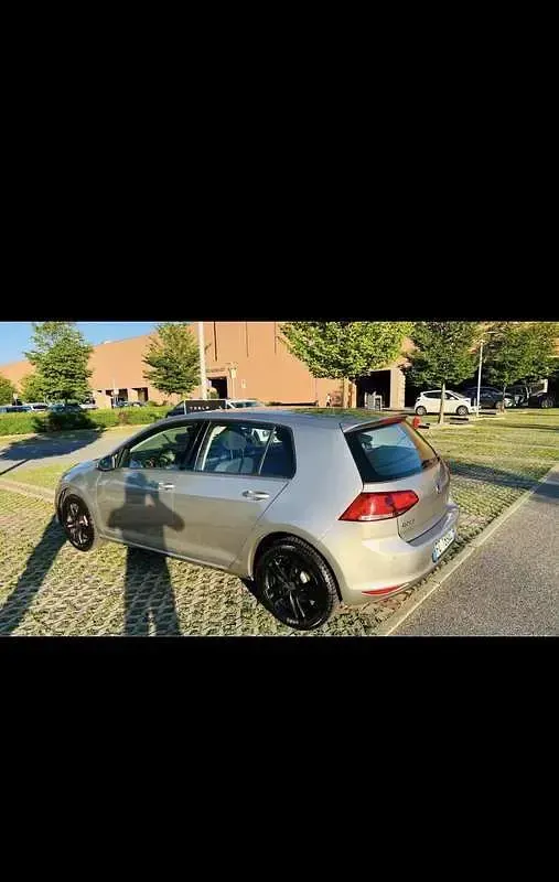 Używany VW Golf VII Comfortline 125 KM (91 kW) 2015 Sedan/Limuzyna