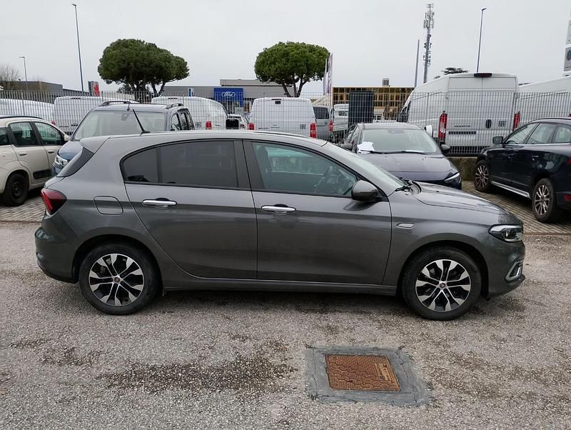 Usata Fiat Tipo 100 CV (73 kW) 2023 Grigio Berlina