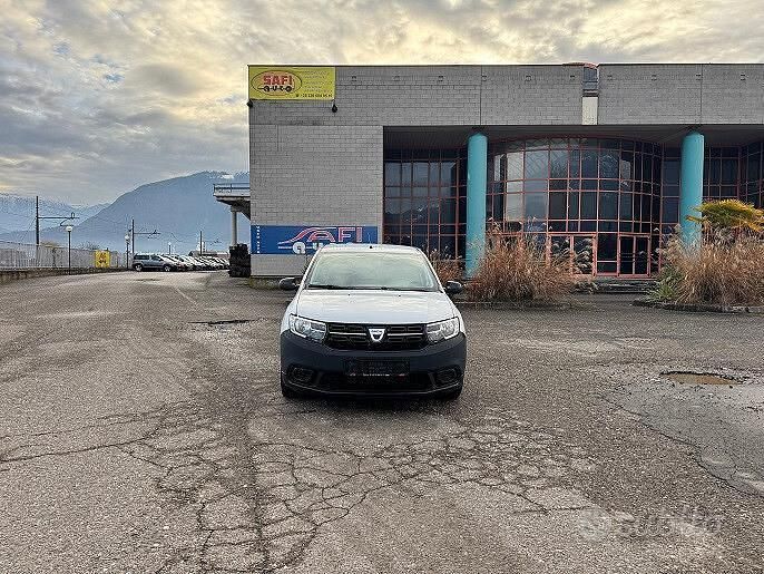 Usata Dacia Sandero 75 CV (55 kW) 2017 Bianco Berlina