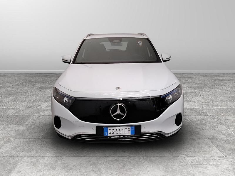 Usata Mercedes EQA300 AMG line 167 kW (228 CV) 2024 Bianco SUV