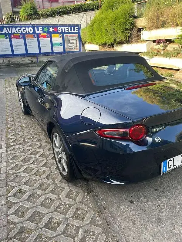 Usata Mazda MX5 Exceed 132 CV (97 kW) 2023 Blu/azzurro Cabrio
