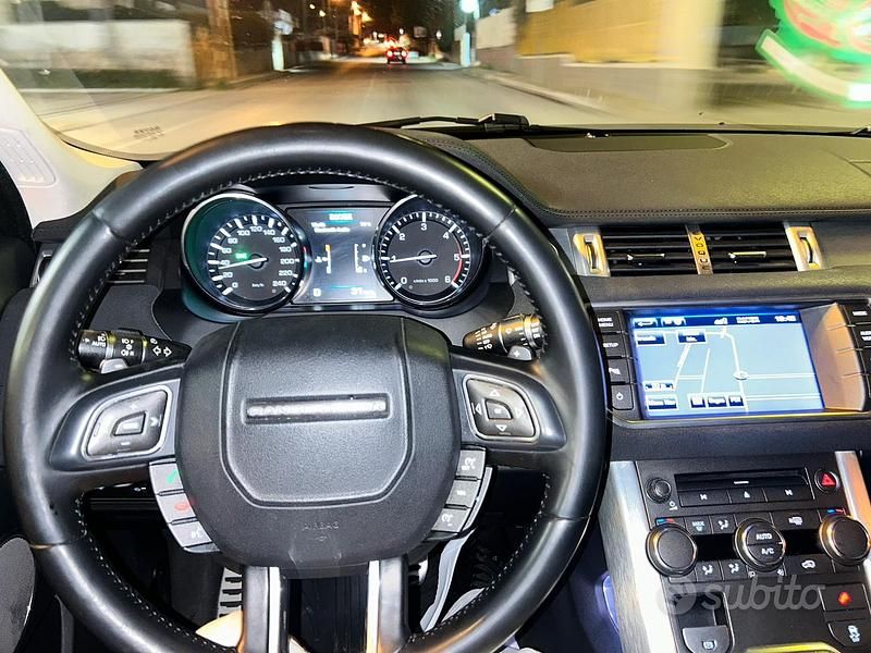 Usata Land Rover Range Rover evoque 150 CV (110 kW) 2012 SUV