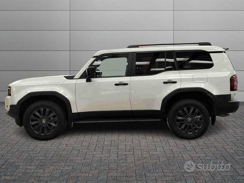 Usata Toyota Land Cruiser Lounge 205 CV (150 kW) 2024 Bianco SUV