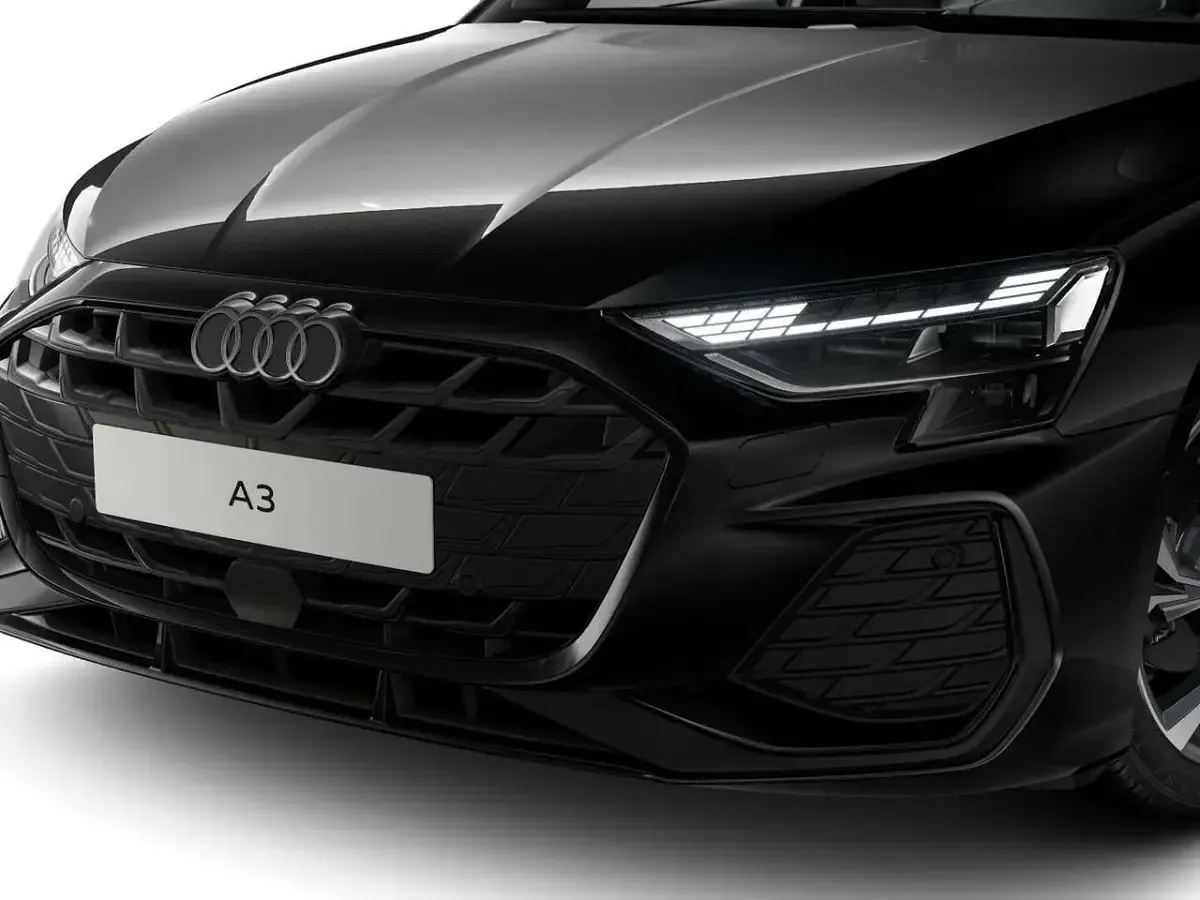 Nuova Audi A3 S-Line 116 CV (85 kW) 2026 Nero mito metallizzato Berlina