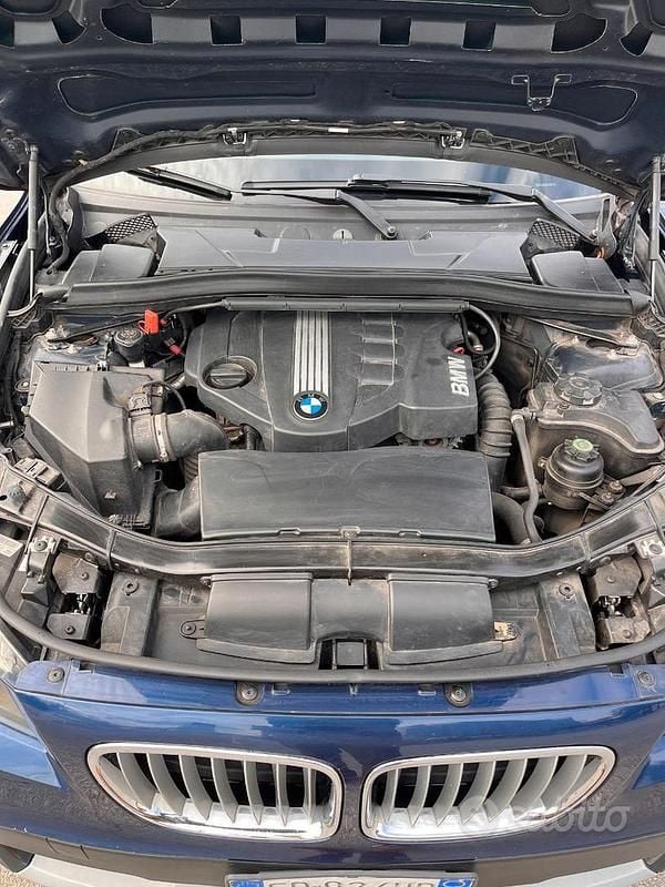 Usata BMW X1 143 CV (105 kW) 2010 Blu/azzurro SUV