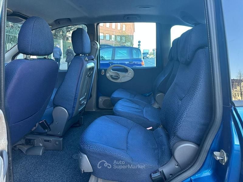 Usata Fiat Multipla 116 CV (85 kW) 2004 Blu Monovolume